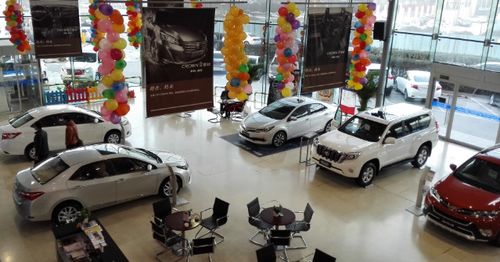九成汽車經(jīng)銷商面臨寒冬，多地協(xié)會(huì)呼吁設(shè)立3至6月上牌過(guò)渡期以紓困