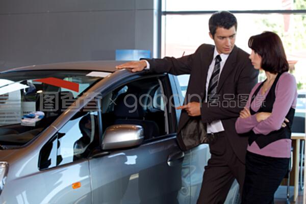 駕馭未來 全方位解讀汽車特點，助力您的明智之選